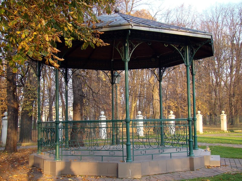 Trellises and Arbors